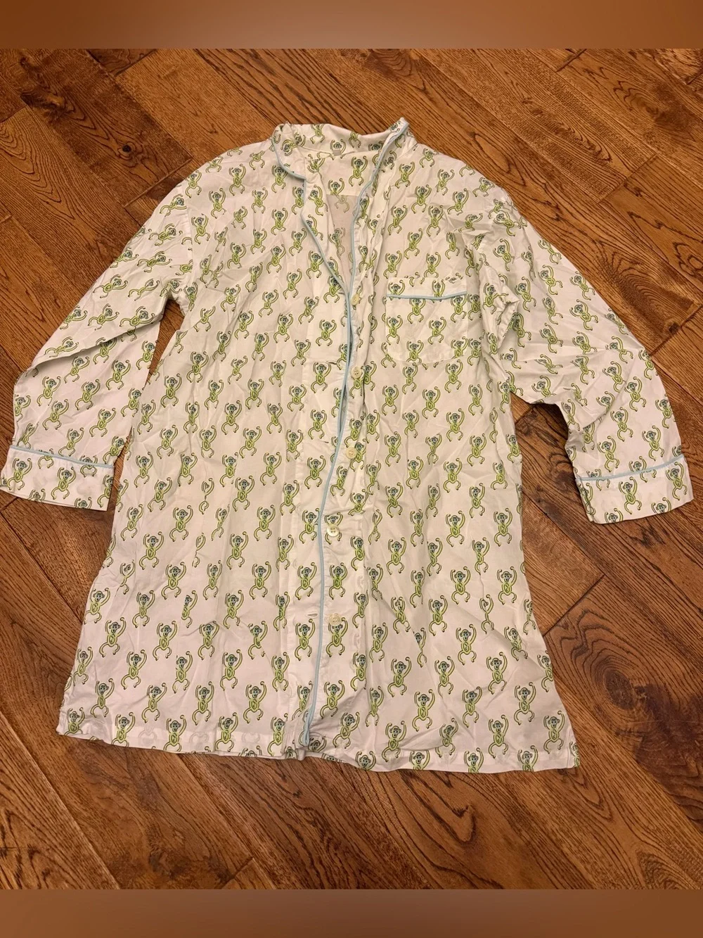 Marigot Cotton Monkey Print night shirt gown perfect condition Smoke pet free - Picture 2 of 3